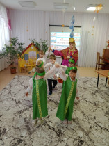Фестиваль "Велик народ, когда народ единый!".